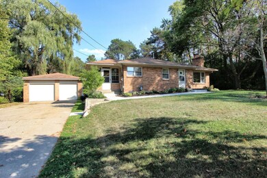 1350 Leffingwell Ave NE Grand-large-002-