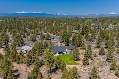 22150 Calgary Dr, Bend, OR 97702 - photo 5