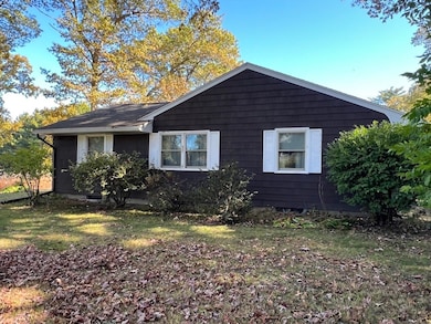 519 Lyon St, Ludlow, MA 01056 - photo 7