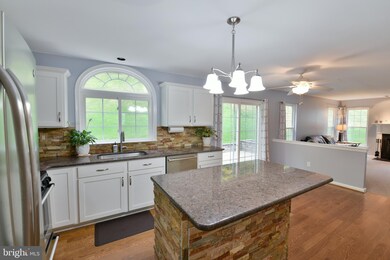 790 Southwind Ln, Downingtown, PA 19335 - photo 4