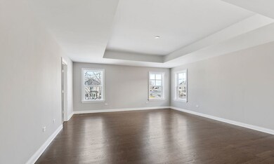 573 W Belden Ave, Elmhurst, IL 60126 - photo 3