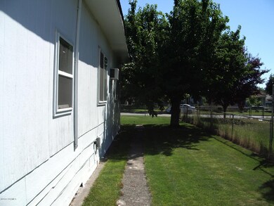 414 North 7th Street 002