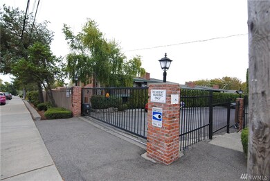 13560 37th Ave S unit 30, Tukwila, WA 98168 - photo 2