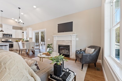 2A Renee Dr, Amherst, NH 03031 - photo 4