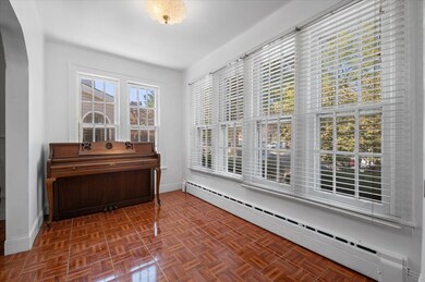 unlisted-address, Jamaica, NY 11435 - photo 4