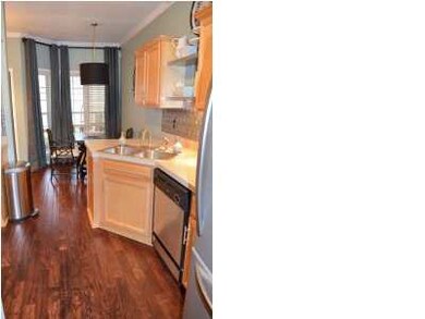 Bay window floods the kitchen with tons of light