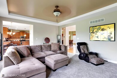 10219 California St, Crown Point, IN 46307 - photo 6