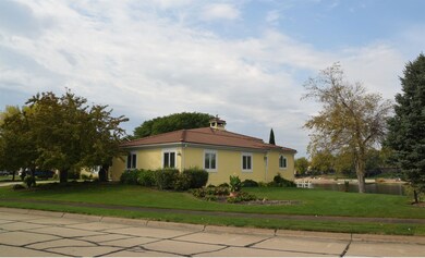 2052 W Camino Real St, Columbus, NE 68601 - photo 5