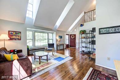 3010 Emerald Chase Dr, Herndon, VA 20171 - photo 4