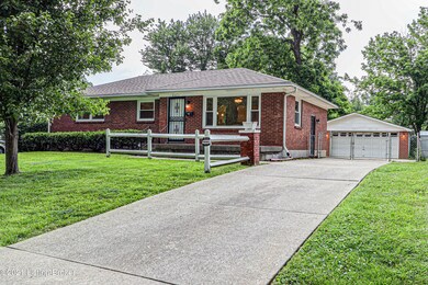6011 Princess Way, Louisville, KY 40219 - photo 2