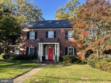 6906 Oakridge Rd, University Park, MD 20782 - photo 2