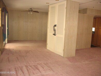 2730 Box A Living Room to Dining