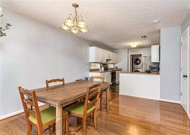 674 Pine Lake Dr, Greenwood, IN 46143 - photo 6