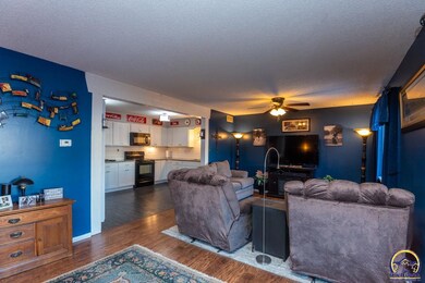 3036 SW Randolph Ave, Topeka, KS 66611 - photo 5