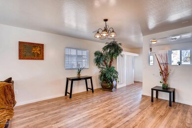 512 W Dana Ave, Mesa, AZ 85210 - photo 2