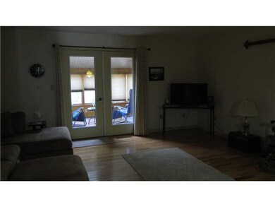 667 Georgetowne Village, Indiana, PA 15701 - photo 5