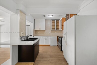 4521 SW 5th Terrace unit M, Coral Gables, FL 33134 - photo 4