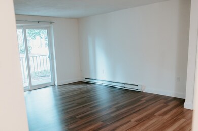 65 Greentree Ln unit 16, South Weymouth, MA 02190 - photo 3