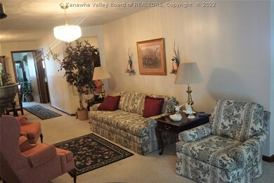 2507 Farrar St, Dunbar, WV 25064 - photo 5