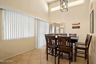 06-Dining Room