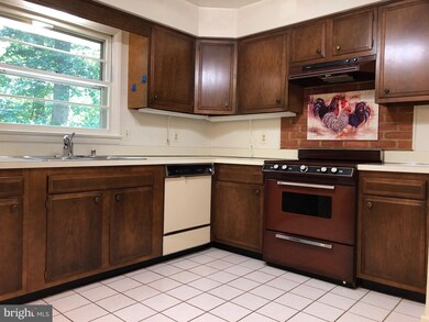 1508 Pine Bluff Way, Arnold, MD 21012 - photo 6