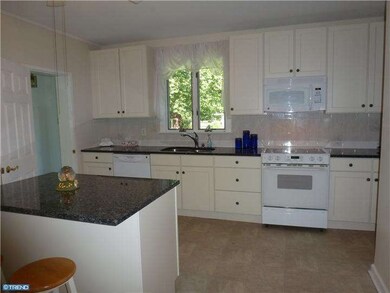 6007 W Valley Green Rd, Flourtown, PA 19031 - photo 5