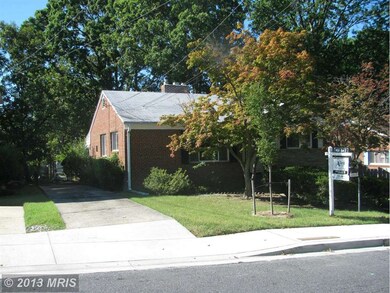 1209 Holton Ln, Takoma Park, MD 20912 - photo 2