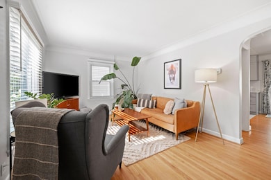 12-web-or-mls-2712 Idaho Ave S-12.jpg