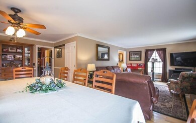 71 Cricket Dr, Sturbridge, MA 01566 - photo 4