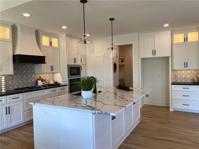 9094 Freedom Cir, Lenexa, KS 66227 - photo 3