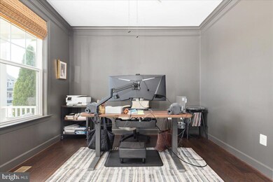 15158 Addison Ln, Woodbridge, VA 22193 - photo 4