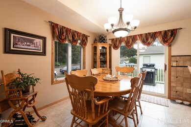 2103 11th Ave SE MLS-8