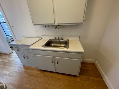 64 Queensberry St unit 212, Boston, MA 02215 - photo 4