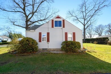 67 Lewis Ave, West Springfield, MA 01089 - photo 2