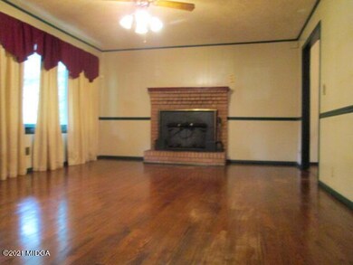 Living Room w/ Fireplace