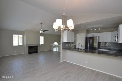 559 N Maple St, Chandler, AZ 85226 - photo 2