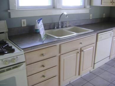 266 Vanderveer Place, Long Branch, NJ 07740 - photo 6