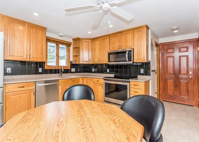 20 Dale Cir, Waltham, MA 02451 - photo 6