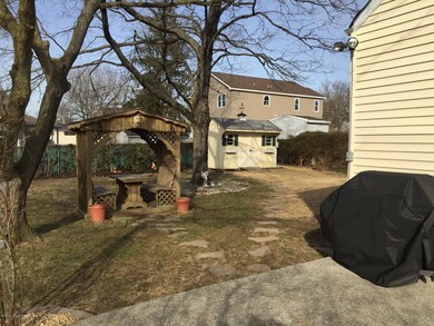 Backyard w/Gazebo, Patio & Shed