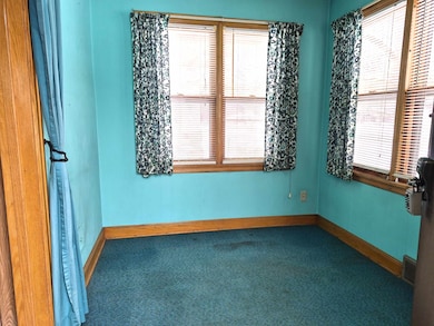 1604 S Cedar Ave, Marshfield, WI 54449 - photo 4