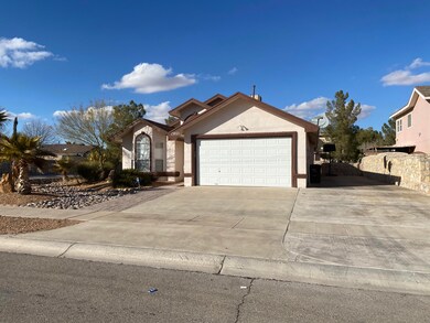 13821 Ryderwood Dr, Horizon City, TX 79928 - photo 3