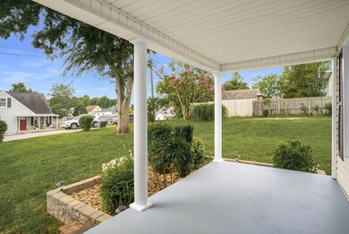 113 Auburn St, Bristol, TN 37620 - photo 2