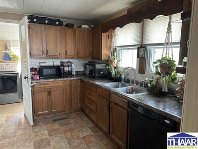 26 S Main St, Rosedale, IN 47874 - photo 5