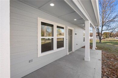 304 N Mulberry St, Adrian, MO 64720 - photo 4