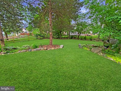 15411 Cedarhurst Ct, Centreville, VA 20120 - photo 6