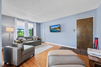 69-66 136th St unit B, Flushing, NY 11367 - photo 6