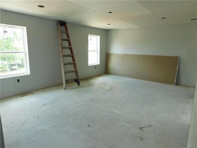 30 N Lehigh Ave, Wind Gap, PA 18091 - photo 7