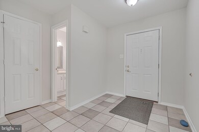 1719 Wilcox Ln, Silver Spring, MD 20906 - photo 5