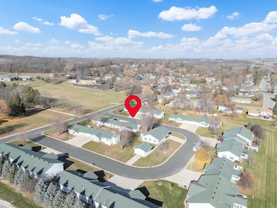 241 6th St SW, Pine Island, MN 55963 - photo 4