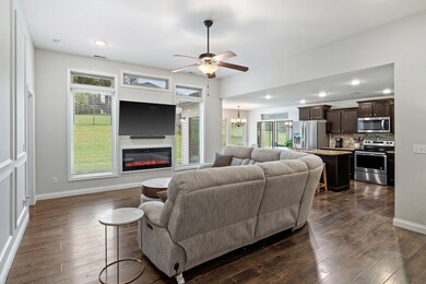 7575 S Sapling Ct, Columbia, MO 65203 - photo 5